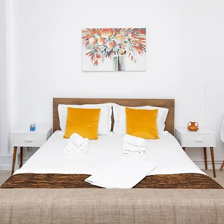 Old Deluxe Universitate Apartment Bucharest