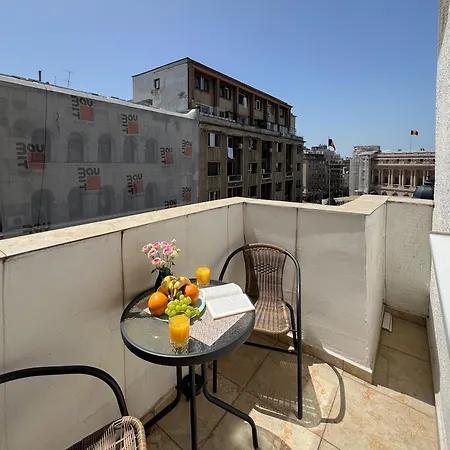 Old Deluxe Universitate