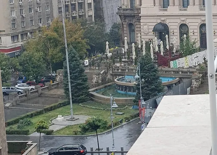 Old Deluxe Universitate شقة بوخارست