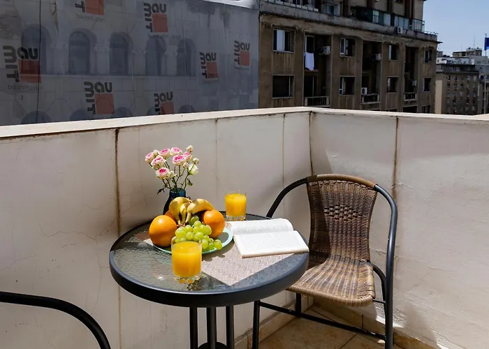 Old Deluxe Universitate بوخارست