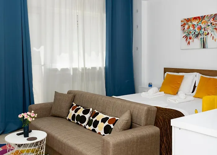 Old Deluxe Universitate